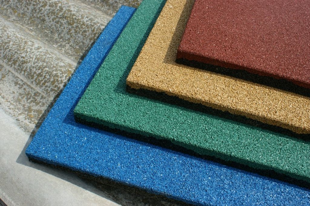 Продажа резиновой тротуарной плитки в Рощино