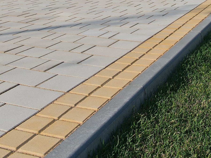 Продажа тротуарного бордюра в Рощино